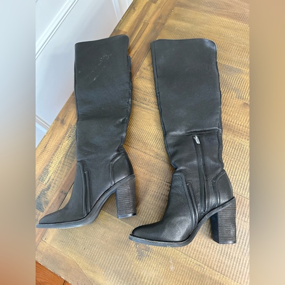 Vince Camuto 6.5 Womens knee high black heel leather boots preowned - Picture 3 of 7